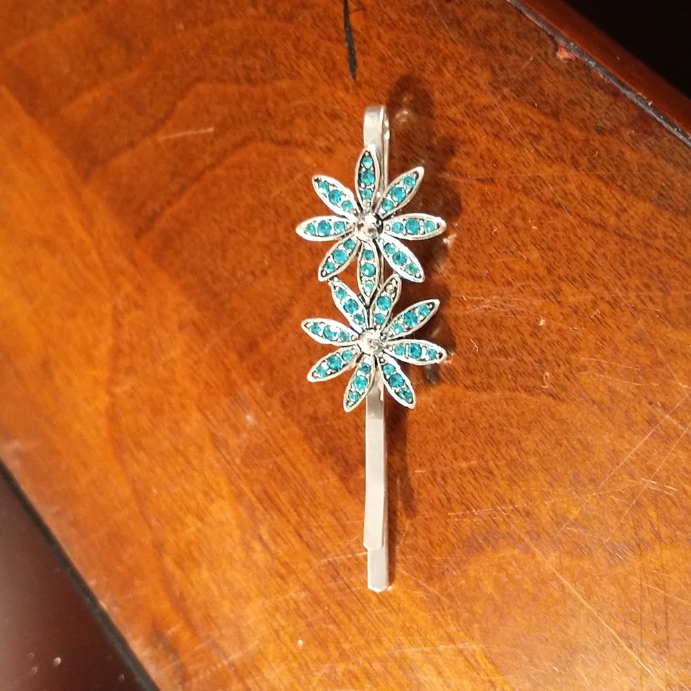 Vintage 2"L - 2 Flower Silvertone & Blue Stones Hair Pin